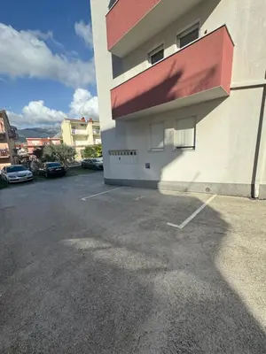 Zgrada u kojoj se nalazi apartman