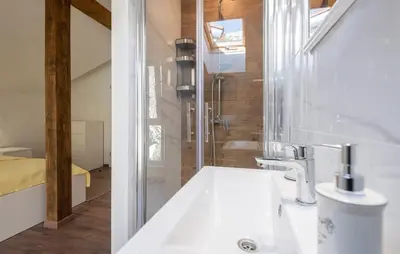 Kupaonica u objektu Ala da-apartman sa bazenom