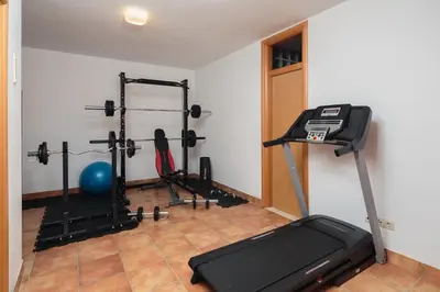 Fitness centar i/ili fitness sadržaji u objektu Apartments with parking space Supetar, Brac - 20130