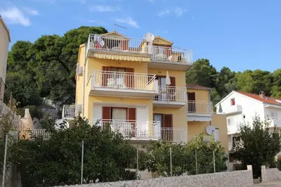 Zgrada u kojoj se nalazi apartman