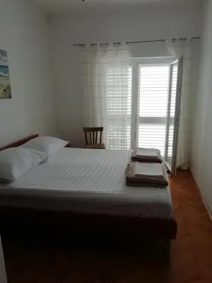 Krevet ili kreveti u jedinici u objektu Apartment in Pisak with sea view, balcony, air conditioning, WiFi 195-1