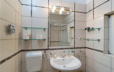Tlocrt objekta Stunning Apartment In Postira With Wifi