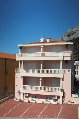 Zgrada u kojoj se nalazi apartman
