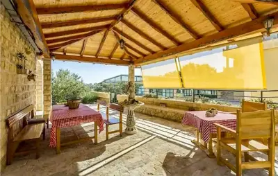 Balkon ili terasa u objektu Lovely Home In Jesenice With Sauna