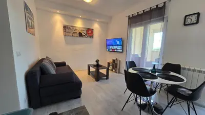 TV i/ili zabavni centar u objektu Carso Olea A1 2+2