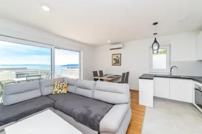 Kuhinja ili čajna kuhinja u objektu Luxury Apartment Maglica