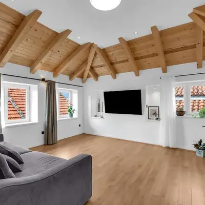 Apartment Vise - Old Town Center