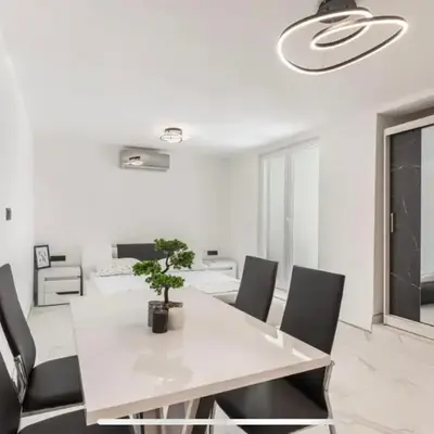 Ivana Black & White Apartments - Marusici