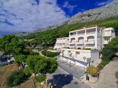 Pogled na planine ili pogled na planine iz apartmana