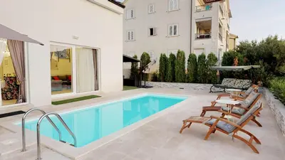 Tlocrt objekta Elegant Hvar town villa with pool