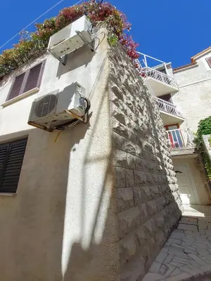 Zgrada u kojoj se nalazi apartman