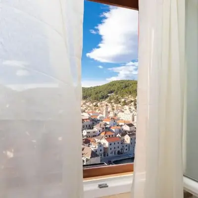 BENTO apartment - best VIEW on town and sea