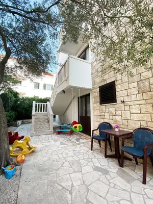 Večernja zabava u objektu VILLA MARE