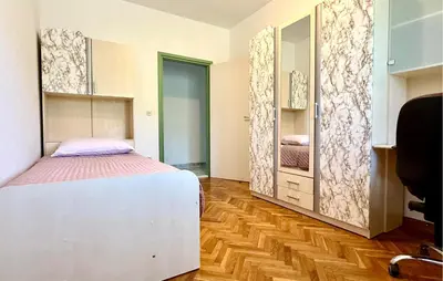 Krevet ili kreveti u jedinici u objektu Gorgeous Apartment In Katuni
