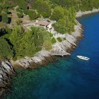 Secluded fisherman's cottage Cove Vela Studena