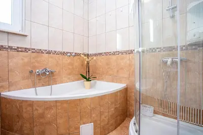 Kupaonica u objektu Apartments Adisa