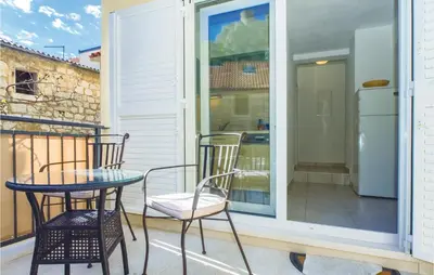 Balkon ili terasa u objektu Amazing Home In Omis With Wifi