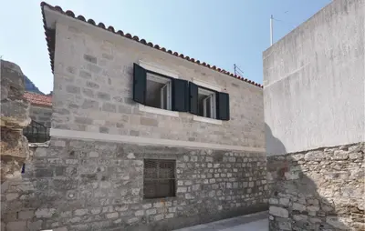 Tlocrt objekta Amazing Home In Omis With Wifi