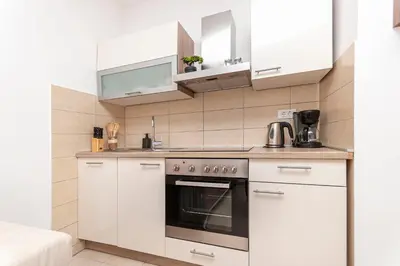 Kuhinja ili čajna kuhinja u objektu Apartments Beach Dream