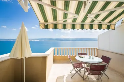 Pogled na more ili pogled na more iz apartmana