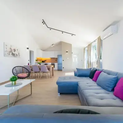 Penthouse Nensi