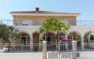 Balkon ili terasa u objektu Beautiful Apartment In Gornje Selo With Wifi