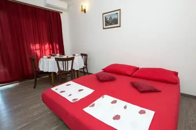 Krevet ili kreveti u jedinici u objektu Apartment in Duce with terrace, air conditioning, WiFi, dishwasher 5146-8