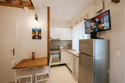 Kuhinja ili čajna kuhinja u objektu House Cicibela
