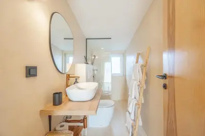Kupaonica u objektu lo͝or luxury retreat