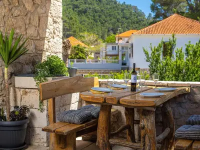 Vrt u objektu Apartments Vela Stiniva
