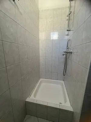 Kupaonica u objektu Apartments Jurisic