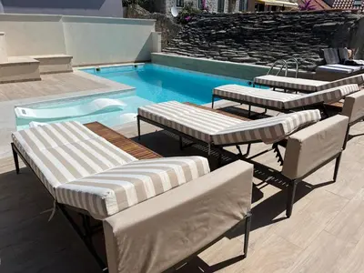 Bazen u objektu Villa de Blue2-Rooftop Pool & Jacuzzi ili u blizini