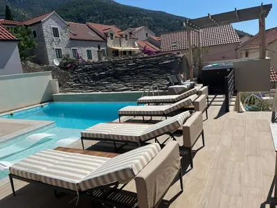 Pogled na planine ili pogled na planine iz apartmana