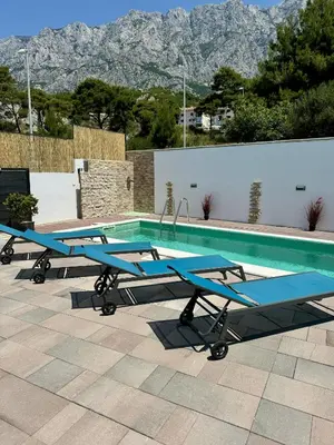 Bazen u objektu Villa Blue Lagoon ili u blizini