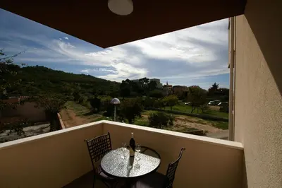 Pogled na planine ili pogled na planine iz apartmana