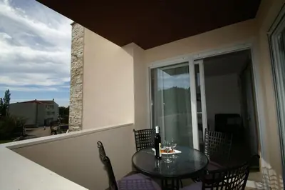 Balkon ili terasa u objektu Apartmani Villa Dijana-Promajna