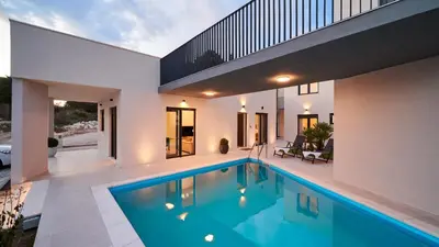 Bazen u objektu Villa AdriaStar by Villas Holiday ili u blizini