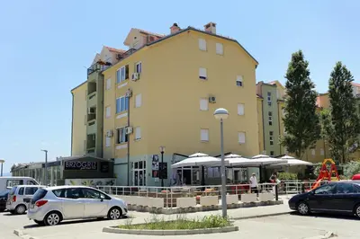 Zgrada u kojoj se nalazi apartman